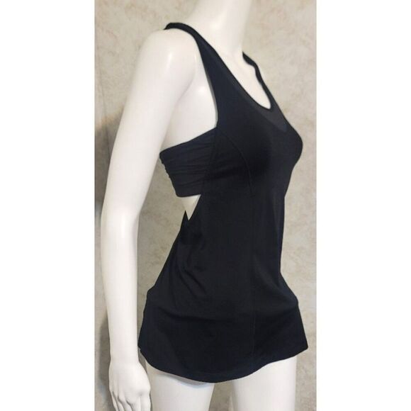 Lululemon Racerback Tank with Exposed Built-in Bra - Picture 2 of 7